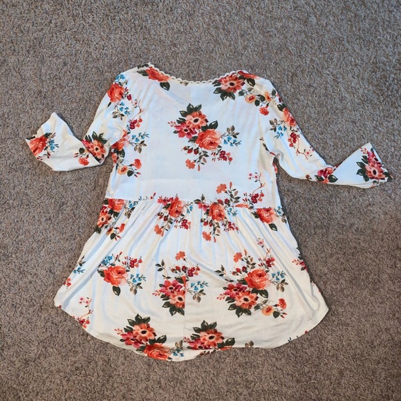 Boutique Shirt - Picture 3 of 5